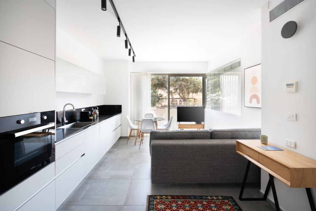 Yefet - By Beach Apartments Tlv テル・アビブ エクステリア 写真