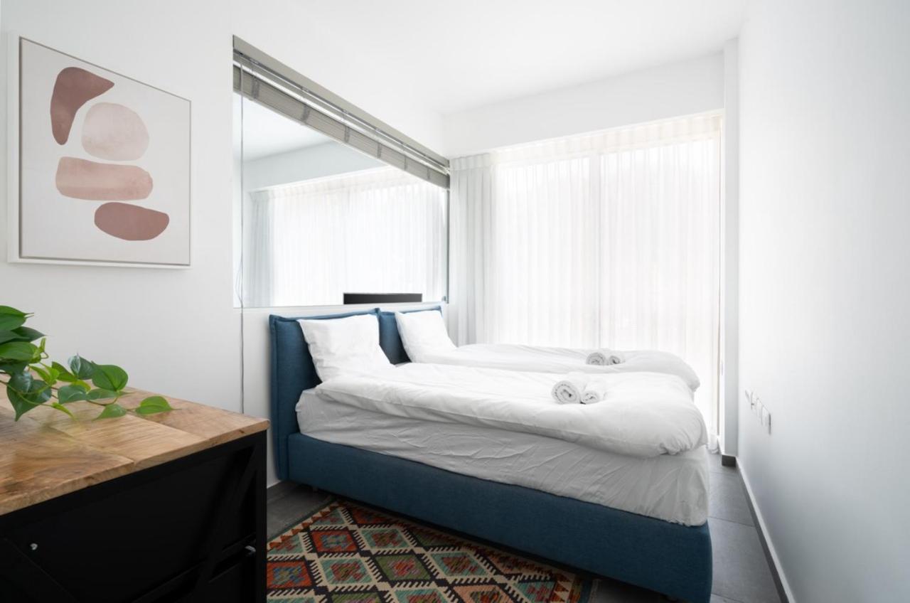 Yefet - By Beach Apartments Tlv テル・アビブ エクステリア 写真